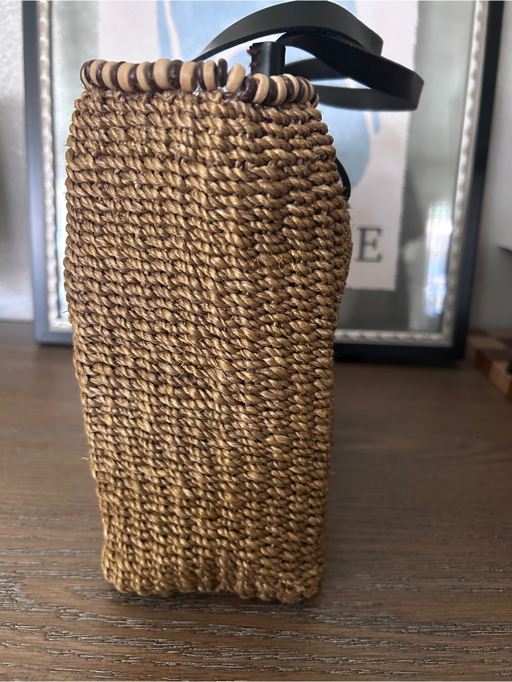 Vintage- Sea Grass Basket Bag with Black Leather Handles + Shell Closure - Picture 5 of 11
